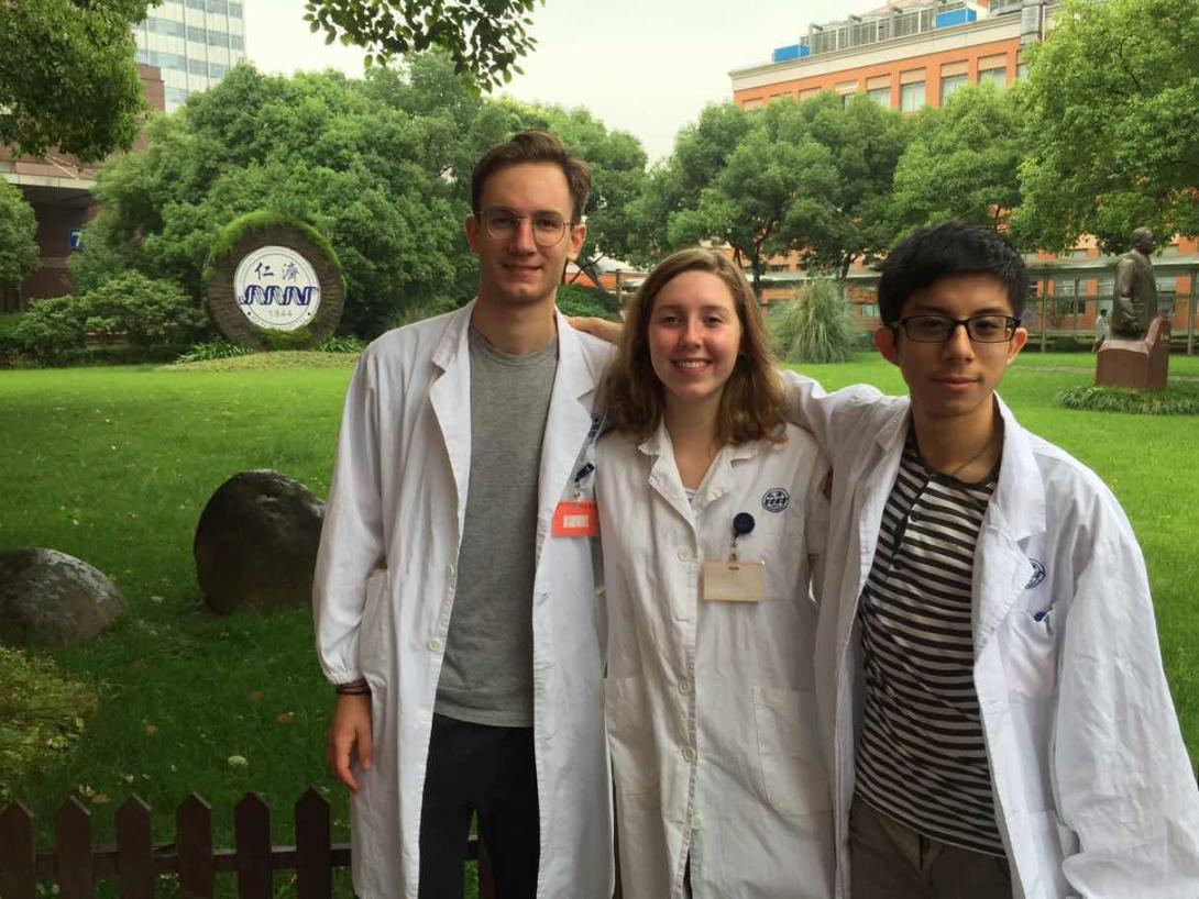 Projects Abroad Medicine interns between hospital rounds at their China internship placement. A group of medical students take a break at a hospital in Shanghai during their summer internship in China.